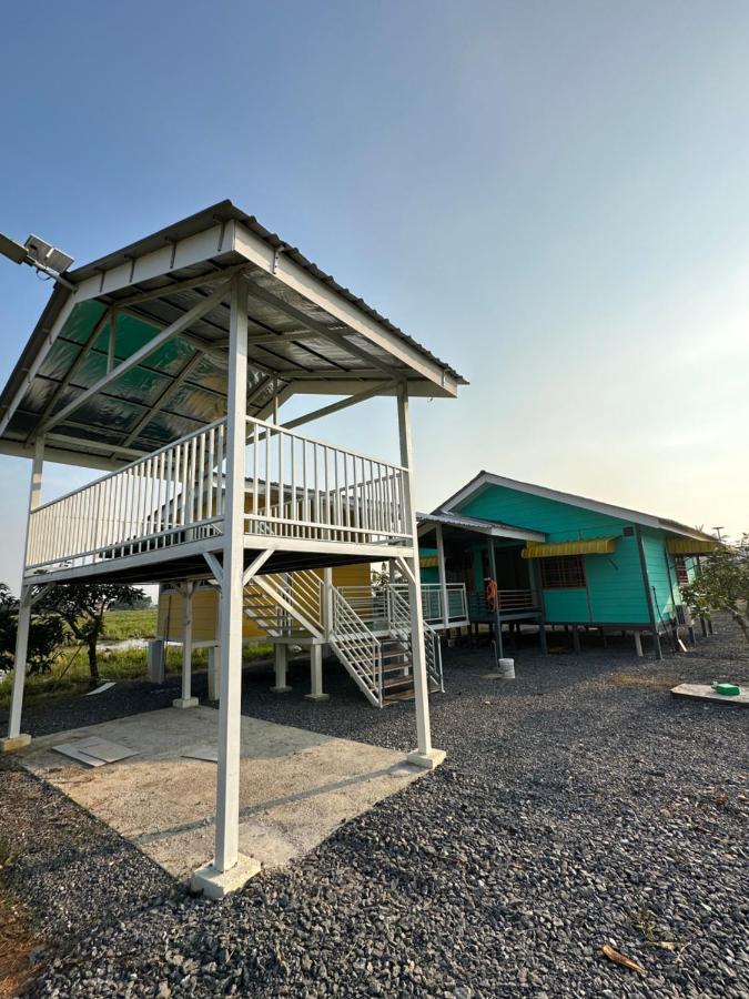 Homestay Denai Harummanis S4 Simpang Empat  Buitenkant foto